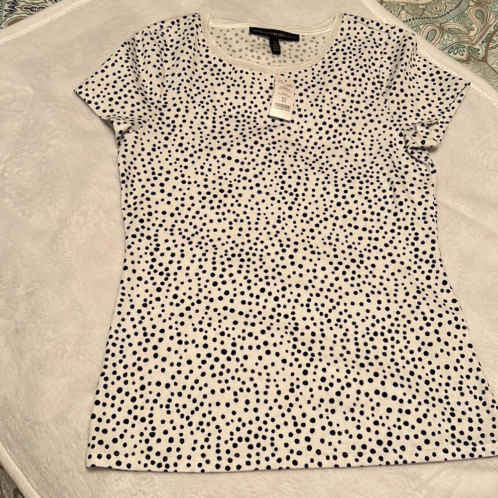 White House Black Market white and black dot t-shirt